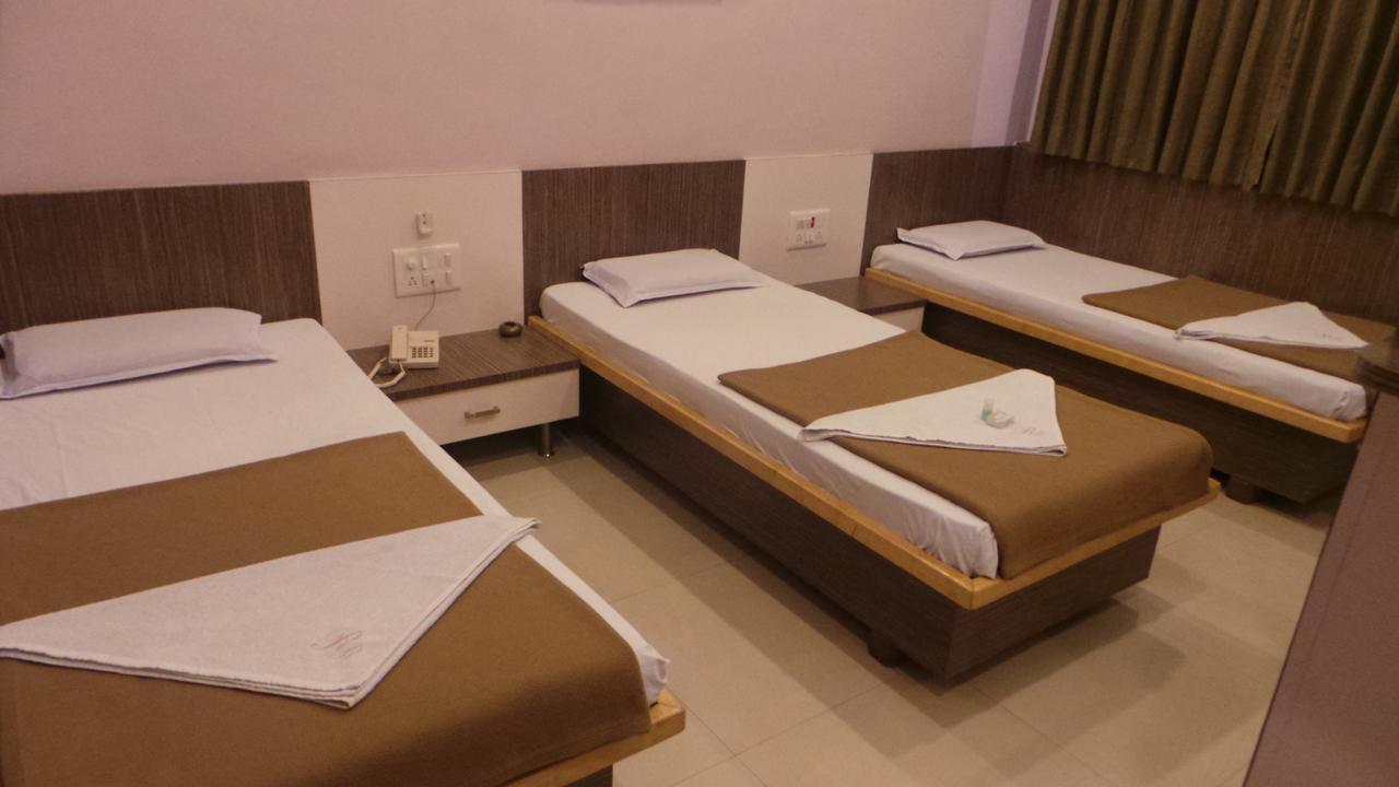 Royal Residency Executive Lodge